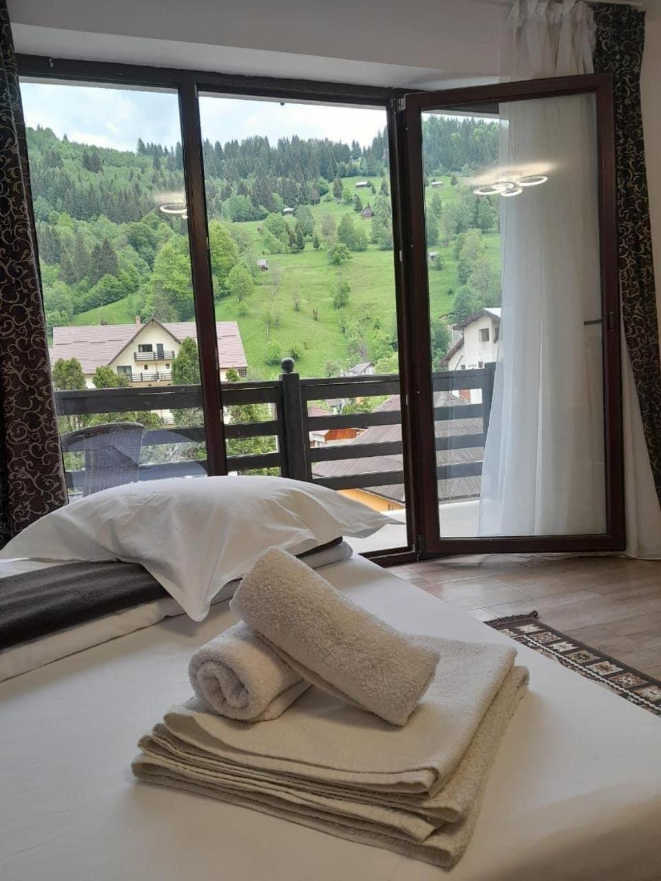 Casa Maria Moieciu C Otel Moeciu De Sus Dış mekan fotoğraf